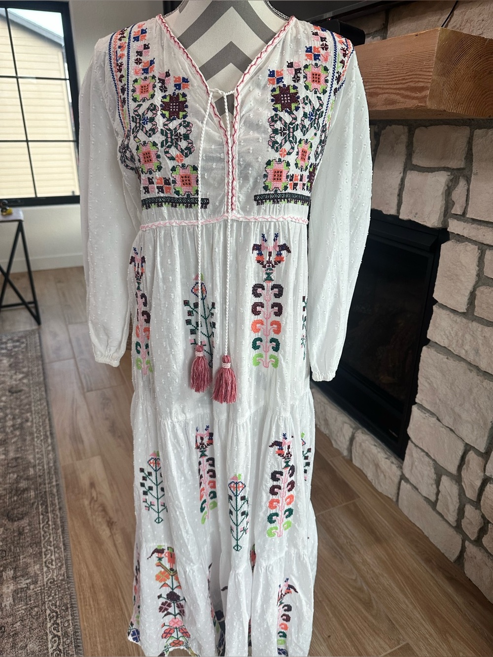 White Embroidered Maxi Dress with Pink Tassels - Picture 2 of 7